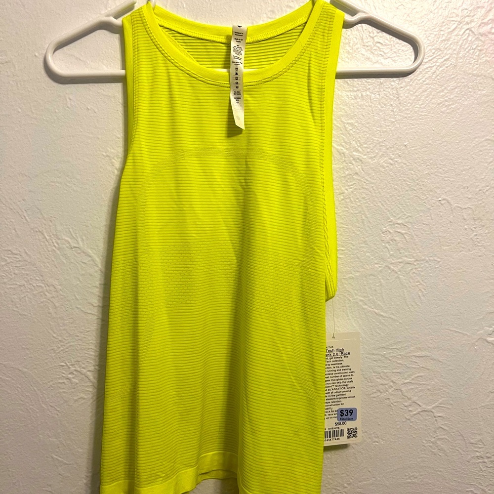 Lululemon Swiftly Tech High Neck Tank 2.0 Race Highlight yellow size 8